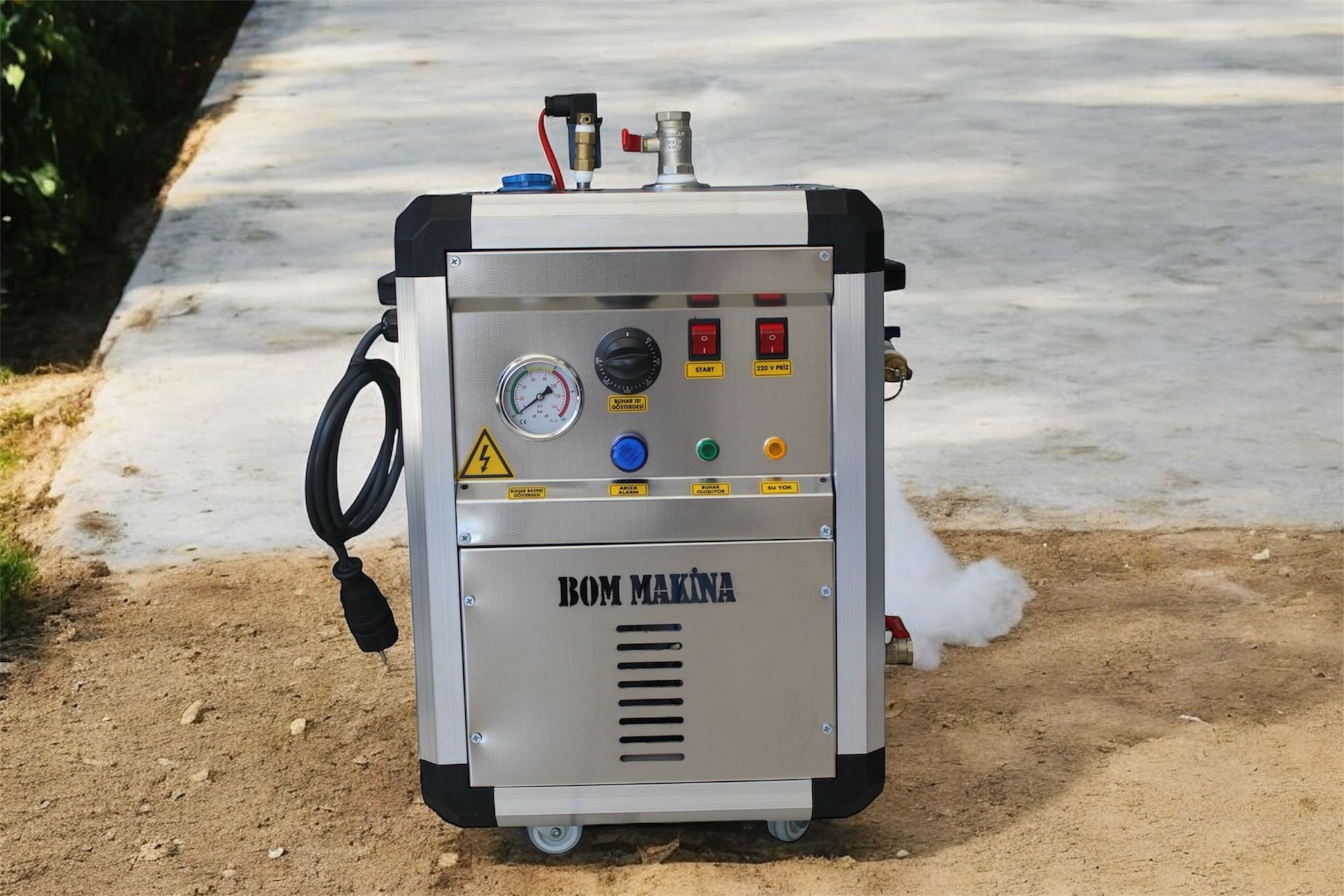 BM Pro 1000 oto yıkama buhar makinesi çalışma görünümü